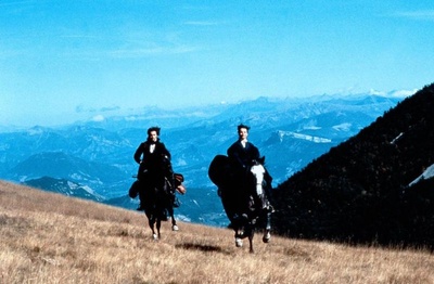 屋顶上的轻骑兵剧照的剧照