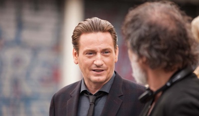 污碳剧照的剧照