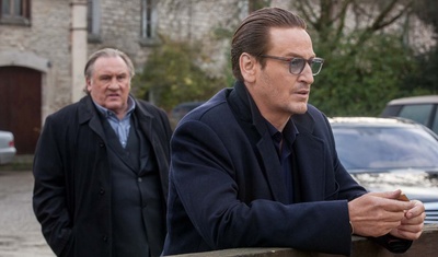 污碳剧照的剧照