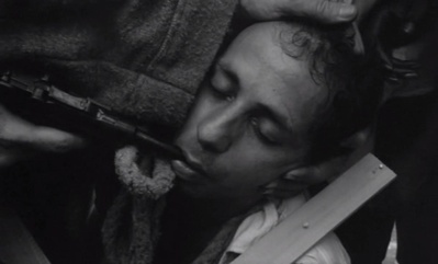 痛苦的大地剧照的剧照