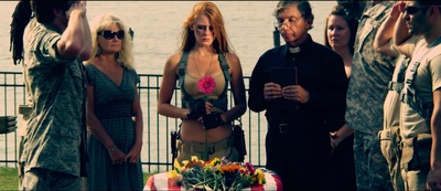 丛林女超人剧照的剧照