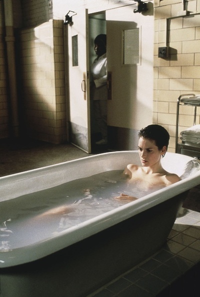 移魂女郎剧照的剧照