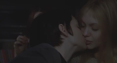 移魂女郎剧照的剧照