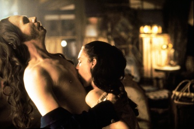 惊情四百年剧照的剧照