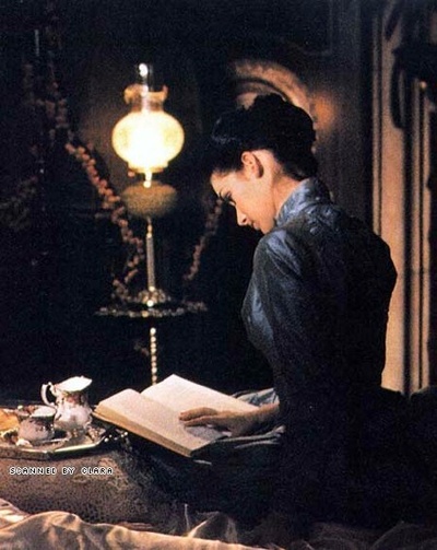 惊情四百年剧照的剧照