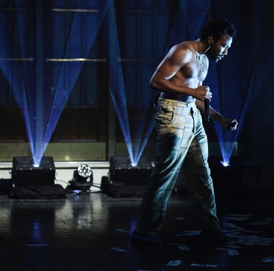 周六夜现场：唐纳德·格洛弗剧照的剧照