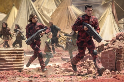 分歧者3：忠诚世界剧照的剧照