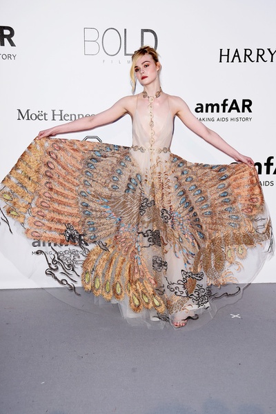 霓虹恶魔剧照的剧照