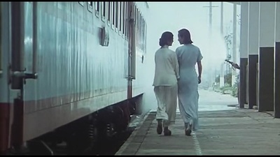 自梳剧照的剧照