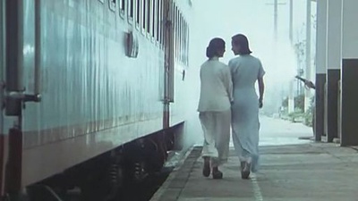 自梳剧照的剧照