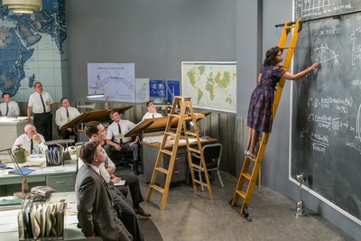 隐藏人物剧照的剧照