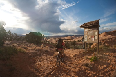 127小时剧照的剧照