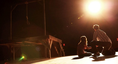 绞刑架剧照的剧照