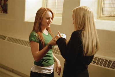 贱女孩剧照的剧照