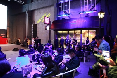 摆渡人剧照的剧照