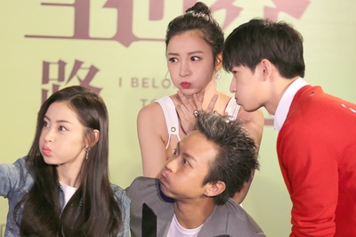 从你的全世界路过剧照的剧照