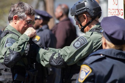 爱国者日剧照的剧照