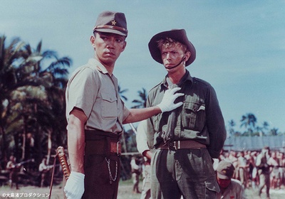 战场上的快乐圣诞剧照的剧照