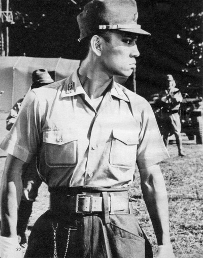 战场上的快乐圣诞剧照的剧照