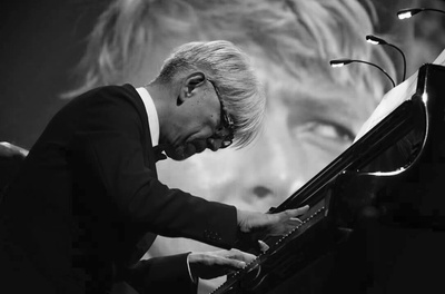 战场上的快乐圣诞剧照的剧照