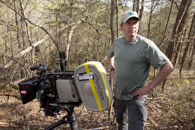 林中漫步剧照的剧照