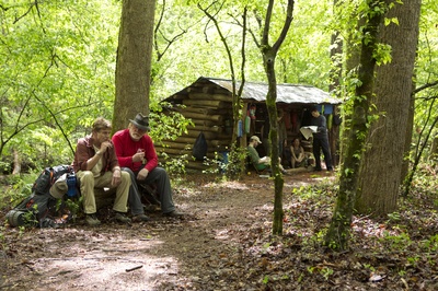 林中漫步剧照的剧照