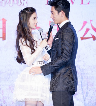 微微一笑很倾城剧照的剧照