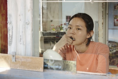 布拉芙夫人剧照的剧照