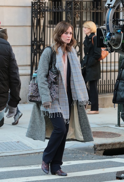 火车上的女孩剧照的剧照