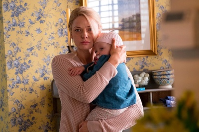 火车上的女孩剧照的剧照