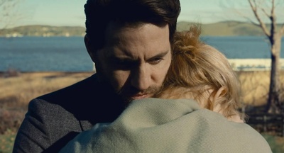 火车上的女孩剧照的剧照