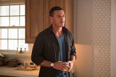 火车上的女孩剧照的剧照