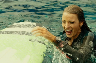 鲨滩剧照的剧照