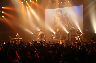 爱与和平剧照的剧照