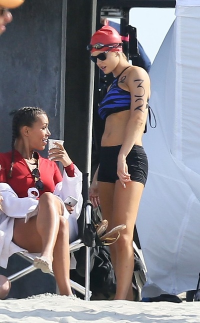 海滩游侠剧照的剧照