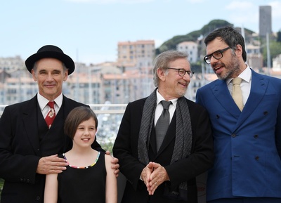 圆梦巨人剧照的剧照