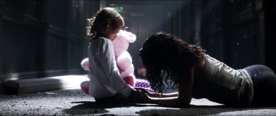 艾芙莉剧照的剧照