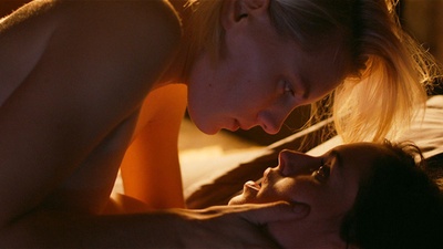 她唇之下剧照的剧照