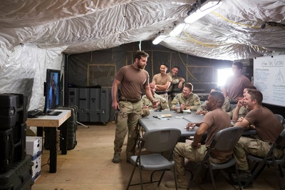 美国狙击手剧照的剧照