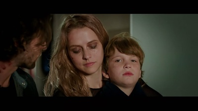 关灯后剧照的剧照