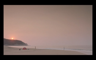 你妈妈也一样剧照的剧照