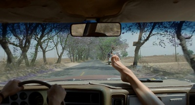 你妈妈也一样剧照的剧照