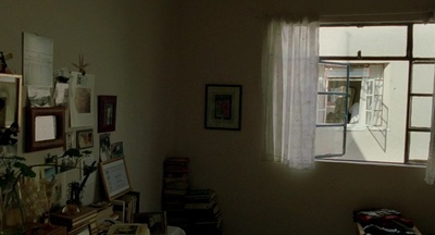 你妈妈也一样剧照的剧照