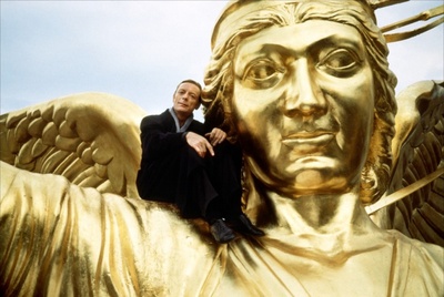 咫尺天涯剧照的剧照