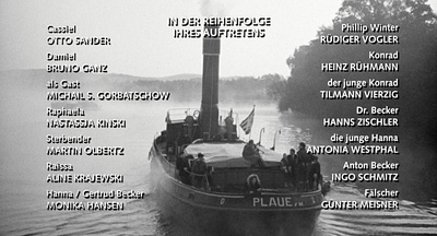 咫尺天涯剧照的剧照