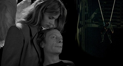 咫尺天涯剧照的剧照