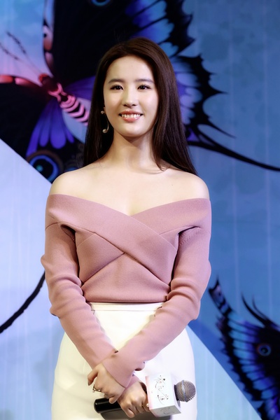 夜孔雀剧照的剧照