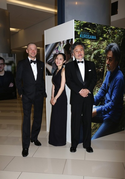 岸边之旅剧照的剧照