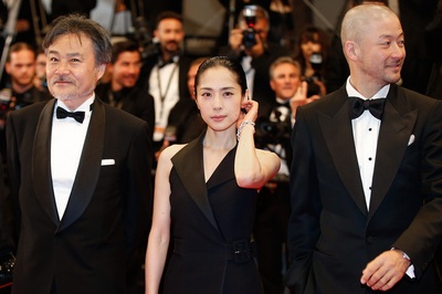 岸边之旅剧照的剧照