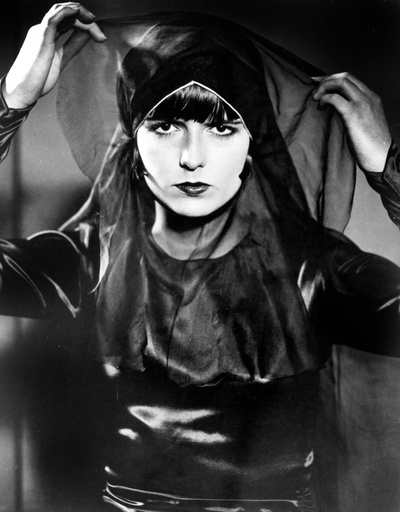 潘多拉的魔盒剧照的剧照